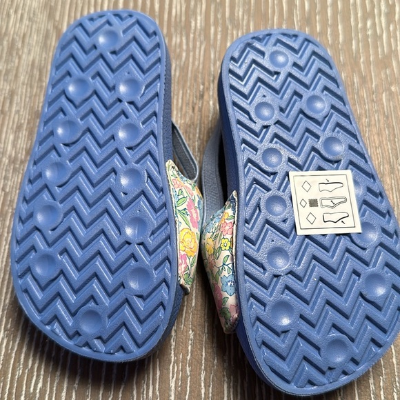 Baby Ralph Lauren Polo Floral Slides. Sz 6. NEW - Picture 3 of 3